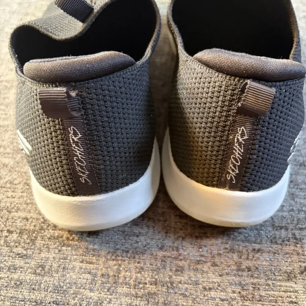 Skechers Ultra Flex Slip On Sneakers Size 7 Womens